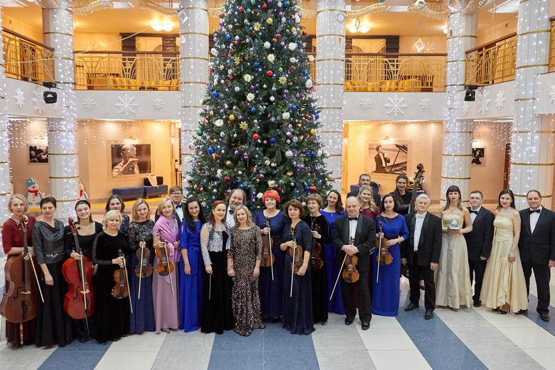 «Ларец новогодних чудес...». Праздничная программа Камерного оркестра, 4 января
